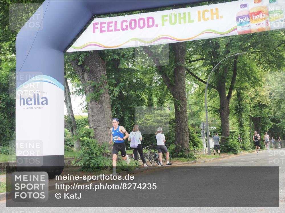 29.06.2025 - hella hamburg halbmarathon KatJ http://msf.ph/oto/8274235 29.06.2025 10:09:38 Zwischen KM18-KM19  meine-sportfotos.de
