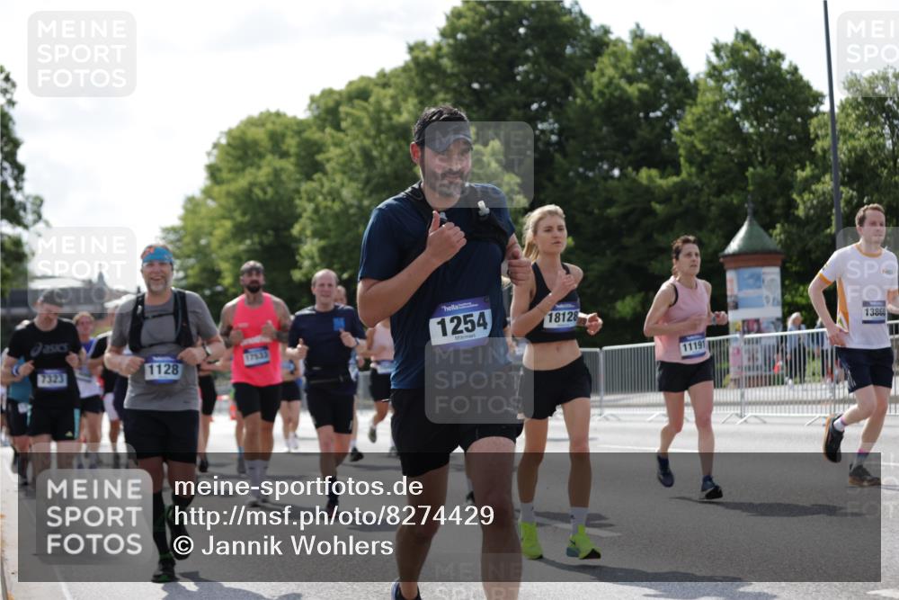 29.06.2025 - hella hamburg halbmarathon Jannik Wohlers http://msf.ph/oto/8274429 29.06.2025 10:02:00 Lombardsbrücke 1128, 1254, 1733, 2142, 2322, 2323, 2685, 2712, 3780, 3976, 4066, 5763, 6295, 6708, 6860, 7049, 7323, 7869, 8749, 9020, 9021, 9131, 9156, 9353, 9554, 10866, 11191, 11554, 11670, 11871, 12491, 12978, 13868, 13932, 14574, 14838, 15008, 15291, 16067, 16634, 17077, 17533, 17836, 17931, 17939, 18128, 18130, 18240, 18624, 19117, 19146, 19165, 19240 meine-sportfotos.de