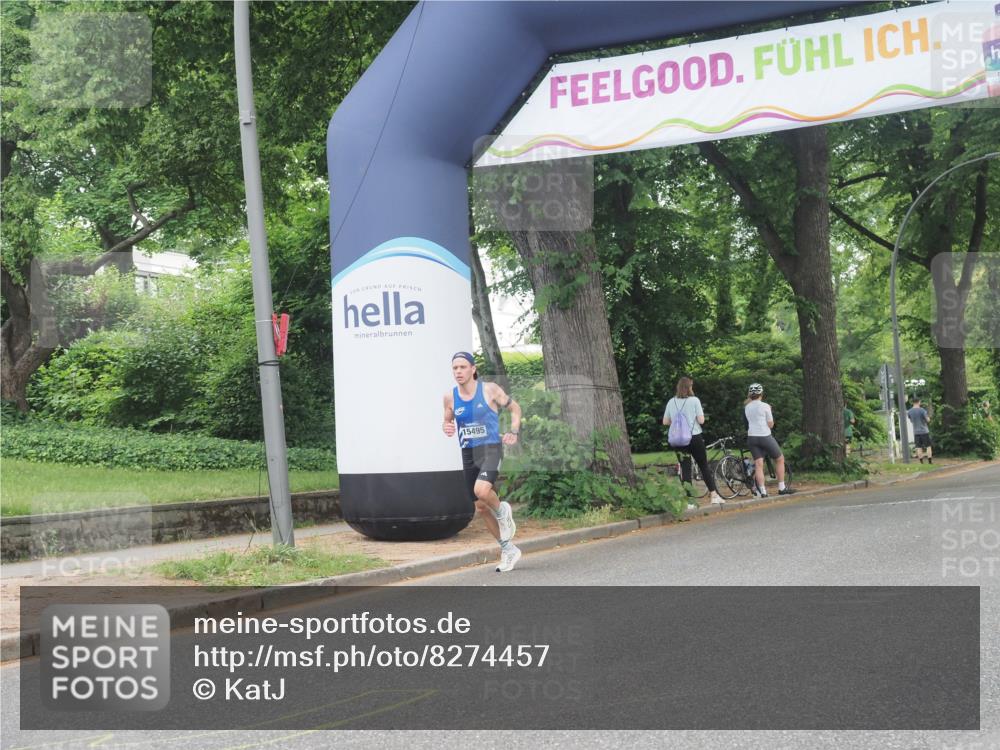 29.06.2025 - hella hamburg halbmarathon KatJ http://msf.ph/oto/8274457 29.06.2025 10:09:39 Zwischen KM18-KM19  meine-sportfotos.de