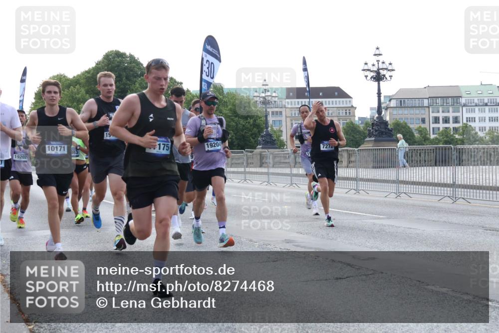 29.06.2025 - hella hamburg halbmarathon Lena Gebhardt http://msf.ph/oto/8274468 29.06.2025 09:45:14 Lombardsbrücke 19202, 10171, 883, 19, 30, 175, 19204, 7272, 57, 1758, 1827, 1990, 2746, 3043, 3201, 4050, 4698, 4749, 5070, 5269, 5328, 5367, 5746, 5826, 6358, 6619, 6781, 7272, 7389, 7481, 7651, 7723, 8209, 8473, 8731, 8883, 9137, 9381, 9571, 9634, 10156, 10171, 10486, 10848, 11169, 11413, 11857, 12049, 12234, 12287, 12595, 12900, 12988, 13838, 13956, 14028, 14140, 14164, 14289, 15672, 15883, 16157, 16377, 16508, 16713, 16736, 16818, 17428 meine-sportfotos.de