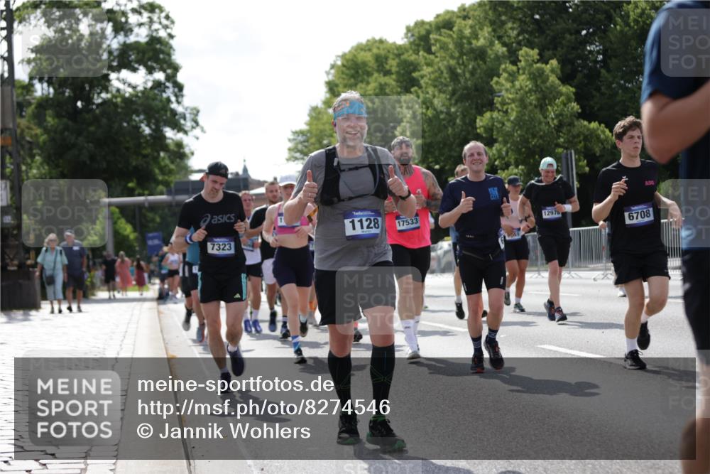 29.06.2025 - hella hamburg halbmarathon Jannik Wohlers http://msf.ph/oto/8274546 29.06.2025 10:02:00 Lombardsbrücke 1128, 1254, 1733, 2142, 2322, 2323, 2685, 2712, 3780, 3976, 4066, 5763, 6295, 6708, 6860, 7049, 7323, 7869, 8749, 9020, 9021, 9131, 9156, 9353, 9554, 10866, 11191, 11554, 11670, 11871, 12491, 12978, 13868, 13932, 14574, 14838, 15008, 15291, 16067, 16634, 17077, 17533, 17836, 17931, 17939, 18128, 18130, 18240, 18624, 19117, 19146, 19165, 19240 meine-sportfotos.de