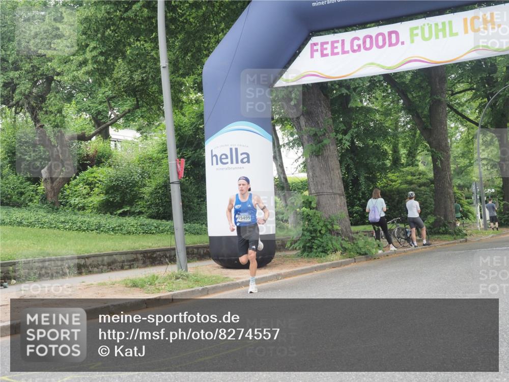 29.06.2025 - hella hamburg halbmarathon KatJ http://msf.ph/oto/8274557 29.06.2025 10:09:39 Zwischen KM18-KM19  meine-sportfotos.de