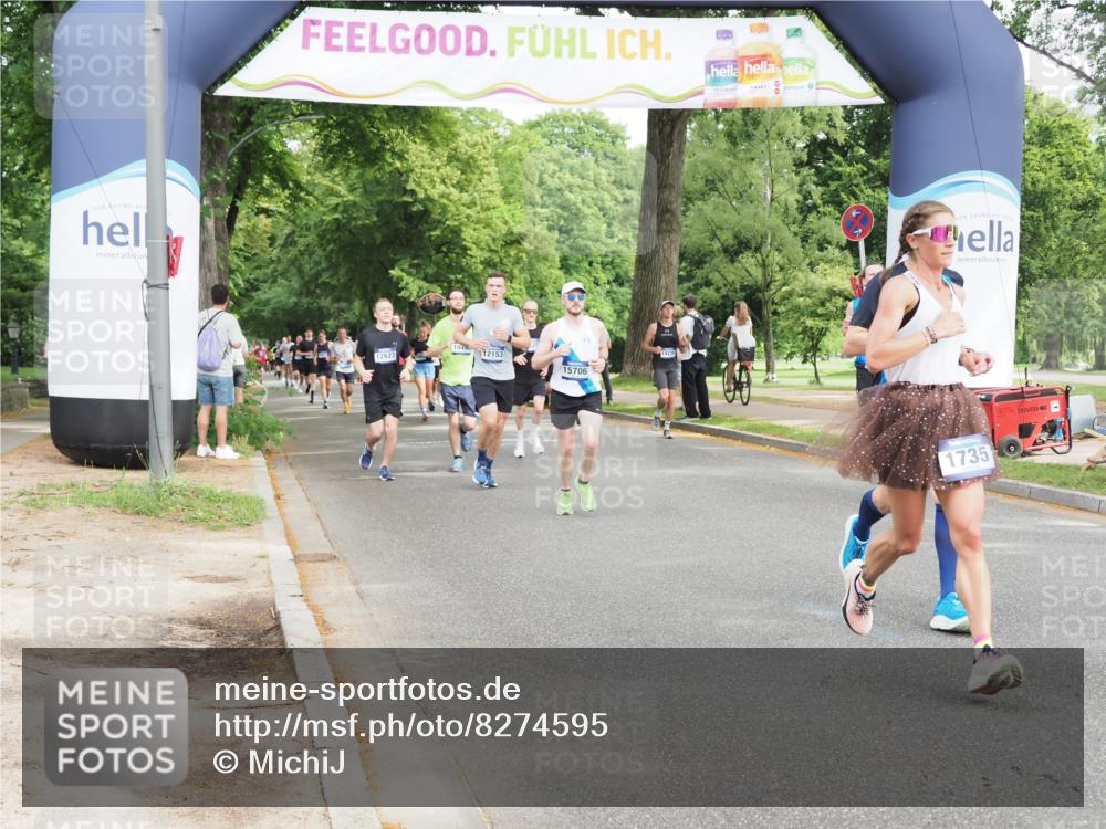 29.06.2025 - hella hamburg halbmarathon MichiJ http://msf.ph/oto/8274595 29.06.2025 10:31:32 Zwischen KM18-KM19 1735, 2415, 4080, 4318, 5477, 9114, 9534, 10099, 10493, 12153, 13897, 14813, 15706, 16338, 19229 meine-sportfotos.de