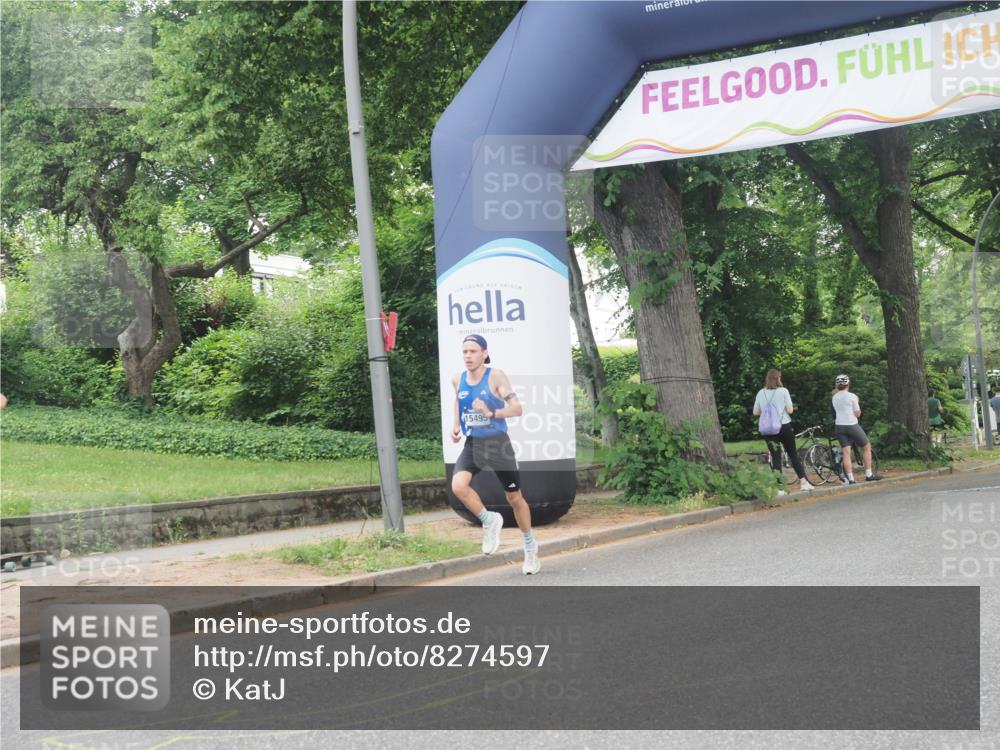 29.06.2025 - hella hamburg halbmarathon KatJ http://msf.ph/oto/8274597 29.06.2025 10:09:39 Zwischen KM18-KM19  meine-sportfotos.de