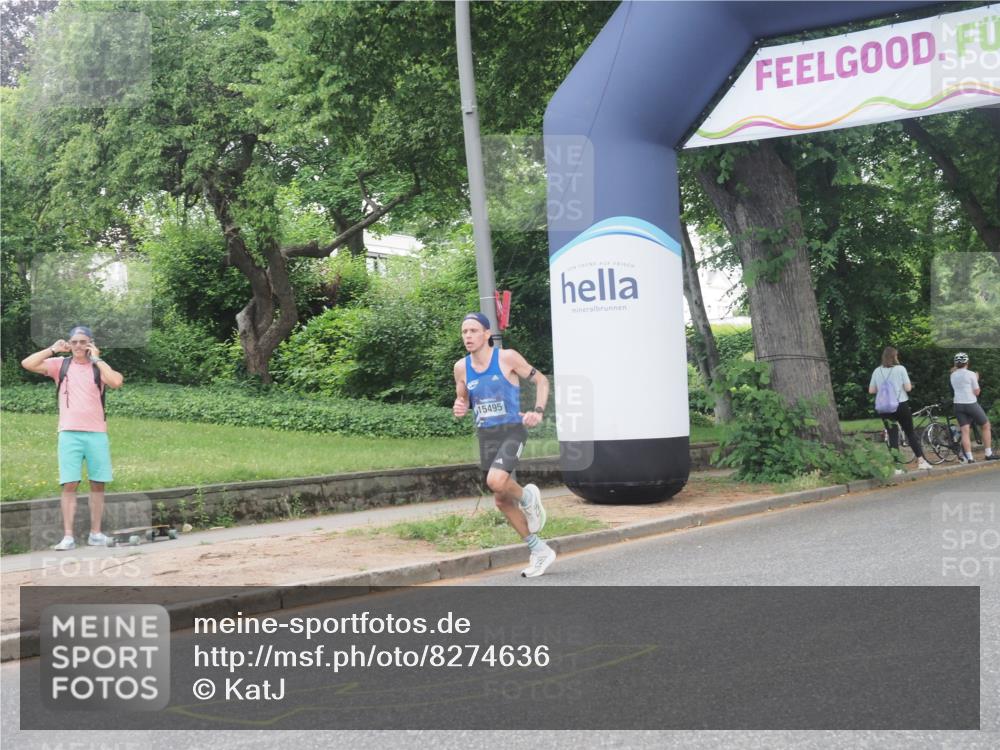 29.06.2025 - hella hamburg halbmarathon KatJ http://msf.ph/oto/8274636 29.06.2025 10:09:39 Zwischen KM18-KM19  meine-sportfotos.de