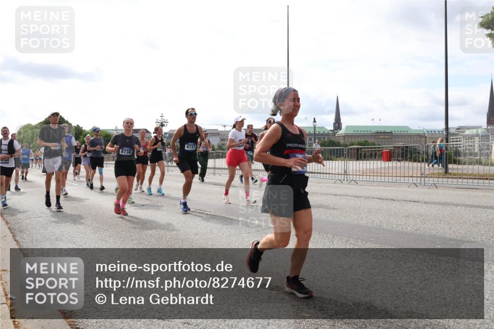 29.06.2025 - hella hamburg halbmarathon Lena Gebhardt http://msf.ph/oto/8274677 29.06.2025 10:20:12 Lombardsbrücke 4737, 755, 8738, 54, 16164, 1046, 1069, 1110, 1115, 1154, 1474, 2064, 2405, 2478, 2918, 3278, 3434, 3842, 4154, 4539, 4585, 4614, 4737, 4739, 5251, 5397, 5556, 5659, 5811, 5812, 5831, 5937, 6872, 6874, 6951, 7018, 7101, 7131, 7137, 7248, 7249, 7519, 7739, 7744, 7808, 7917, 8025, 8146, 8387, 8427, 8462, 8588, 8738, 9136, 9196, 9722, 9735, 9873, 10041, 10349, 10414, 10550, 10594, 10595, 10613, 10622, 10647, 10701, 10754, 11028, 11036, 11603, 11835 meine-sportfotos.de