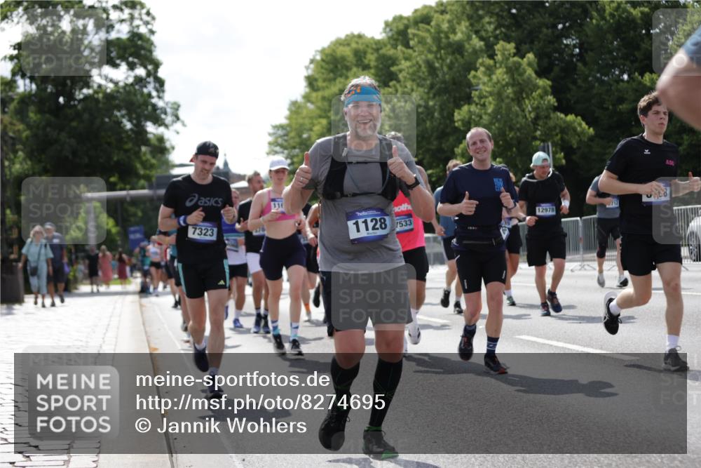 29.06.2025 - hella hamburg halbmarathon Jannik Wohlers http://msf.ph/oto/8274695 29.06.2025 10:02:01 Lombardsbrücke 1128, 1254, 1733, 2142, 2322, 2323, 2685, 2712, 3780, 3976, 4066, 5763, 6295, 6708, 6860, 7049, 7323, 7869, 8749, 9020, 9021, 9131, 9156, 9353, 9554, 10866, 11191, 11554, 11670, 11871, 12491, 12978, 13868, 13932, 14574, 14838, 15008, 15291, 16067, 16634, 17077, 17533, 17836, 17931, 17939, 18128, 18130, 18240, 18624, 19117, 19146, 19165, 19176 meine-sportfotos.de