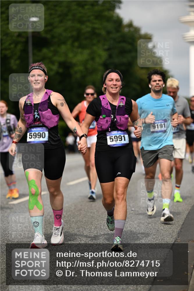 29.06.2025 - hella hamburg halbmarathon Dr. Thomas Lammeyer http://msf.ph/oto/8274715 29.06.2025 10:15:29 Kennedybrücke 1166, 1531, 1866, 1992, 4227, 5254, 5379, 5990, 5991, 7571, 8368, 9169, 9191, 10042, 10372, 10428, 11321 meine-sportfotos.de
