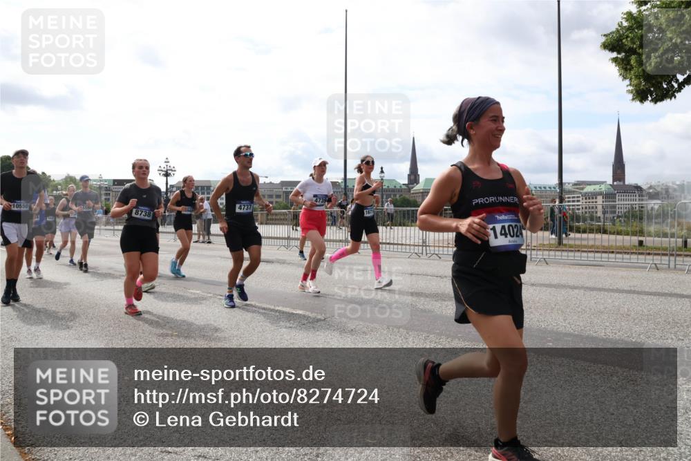 29.06.2025 - hella hamburg halbmarathon Lena Gebhardt http://msf.ph/oto/8274724 29.06.2025 10:20:12 Lombardsbrücke 4737, 10550, 8738, 4735, 14024, 1046, 1069, 1110, 1115, 1154, 1474, 2064, 2405, 2478, 2918, 3278, 3434, 3842, 4154, 4539, 4585, 4614, 4737, 4739, 5251, 5397, 5556, 5659, 5811, 5812, 5831, 5937, 6872, 6874, 6951, 7018, 7101, 7131, 7137, 7248, 7249, 7519, 7739, 7744, 7808, 7917, 8025, 8146, 8387, 8427, 8462, 8588, 8738, 9136, 9196, 9722, 9735, 9873, 10041, 10349, 10414, 10550, 10594, 10595, 10613, 10622, 10647, 10701, 10754, 11028, 11036, 11603, 11835 meine-sportfotos.de