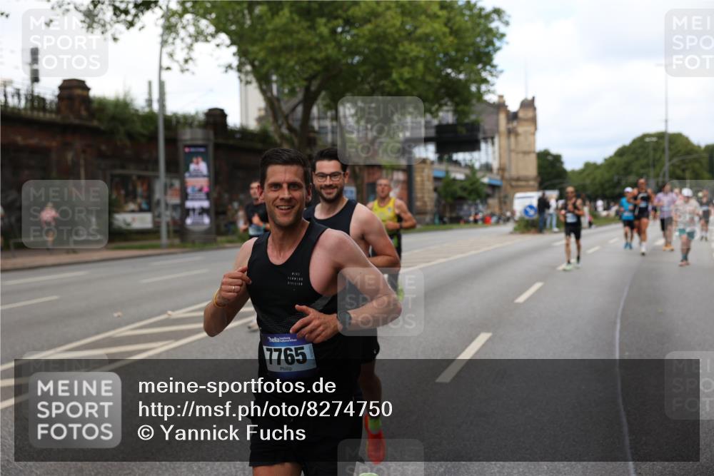29.06.2025 - hella hamburg halbmarathon Yannick Fuchs http://msf.ph/oto/8274750 29.06.2025 10:37:13 20KM 1353, 1675, 1700, 1735, 2233, 4235, 5011, 5124, 5436, 5477, 7035, 7448, 7734, 7765, 7865, 9364, 9371, 9534, 9833, 10216, 10469, 11907, 12839, 13446, 14226, 14447, 14560, 14813, 15095, 15175, 15255, 15297, 15301, 15328, 15535, 16295, 16333, 16660, 16677, 17000, 17177, 17733, 17864, 17911, 18004, 18275, 18304, 18559, 18632, 18659, 18680 meine-sportfotos.de