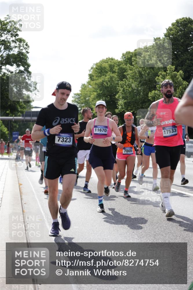 29.06.2025 - hella hamburg halbmarathon Jannik Wohlers http://msf.ph/oto/8274754 29.06.2025 10:02:02 Lombardsbrücke 1128, 1254, 1733, 2142, 2322, 2323, 2685, 2712, 3780, 3976, 4066, 5763, 6295, 6708, 6860, 7049, 7323, 7869, 8749, 9020, 9021, 9131, 9156, 9353, 9554, 10866, 11191, 11554, 11670, 11702, 11782, 11871, 12978, 13868, 13932, 14574, 14838, 15008, 15291, 16067, 16634, 17077, 17533, 17836, 17931, 17939, 18128, 18130, 18240, 18624, 19117, 19146, 19165, 19176 meine-sportfotos.de