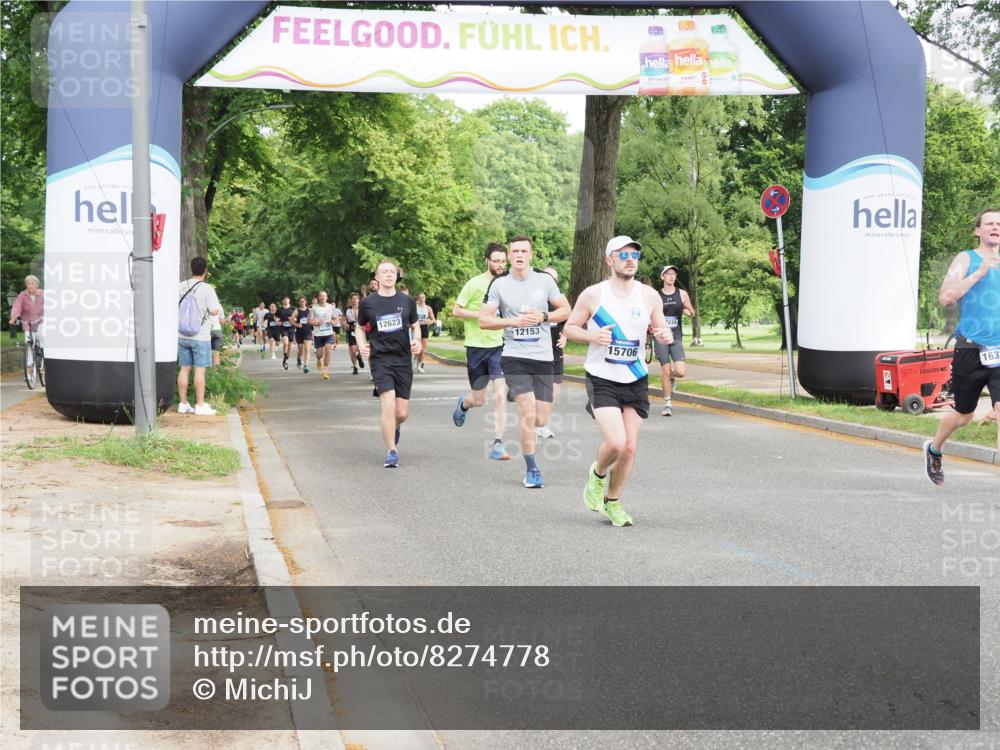29.06.2025 - hella hamburg halbmarathon MichiJ http://msf.ph/oto/8274778 29.06.2025 10:31:33 Zwischen KM18-KM19 1735, 2415, 4080, 4318, 4425, 5477, 9114, 9534, 10099, 10493, 12153, 13897, 15706, 16338, 19229 meine-sportfotos.de