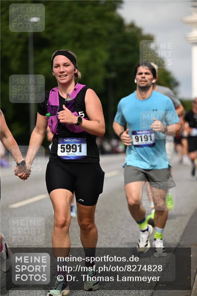 29.06.2025 - hella hamburg halbmarathon Dr. Thomas Lammeyer http://msf.ph/oto/8274828 29.06.2025 10:15:30 Kennedybrücke 1166, 1531, 1866, 1992, 2661, 4227, 5254, 5379, 5990, 5991, 7571, 8368, 9169, 9191, 10042, 10372, 10428, 11321 meine-sportfotos.de