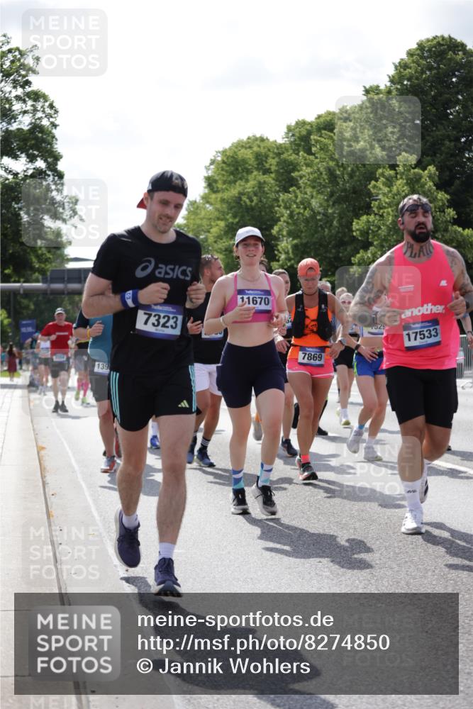 29.06.2025 - hella hamburg halbmarathon Jannik Wohlers http://msf.ph/oto/8274850 29.06.2025 10:02:02 Lombardsbrücke 1128, 1254, 1733, 2142, 2322, 2323, 2685, 2712, 3780, 3976, 4066, 5763, 6295, 6708, 6860, 7049, 7323, 7869, 8749, 9020, 9021, 9131, 9156, 9353, 9554, 10866, 11191, 11554, 11670, 11702, 11782, 11871, 12978, 13868, 13932, 14574, 14838, 15008, 15291, 16067, 16634, 17077, 17533, 17836, 17931, 17939, 18128, 18130, 18240, 18624, 19117, 19146, 19165, 19176 meine-sportfotos.de