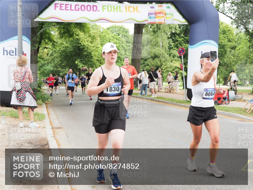 29.06.2025 - hella hamburg halbmarathon MichiJ http://msf.ph/oto/8274852 29.06.2025 10:56:39 Zwischen KM18-KM19 1745, 1766, 1830, 1850, 2359, 5191, 6664, 6871, 10297, 11525, 12457, 14617, 18343 meine-sportfotos.de