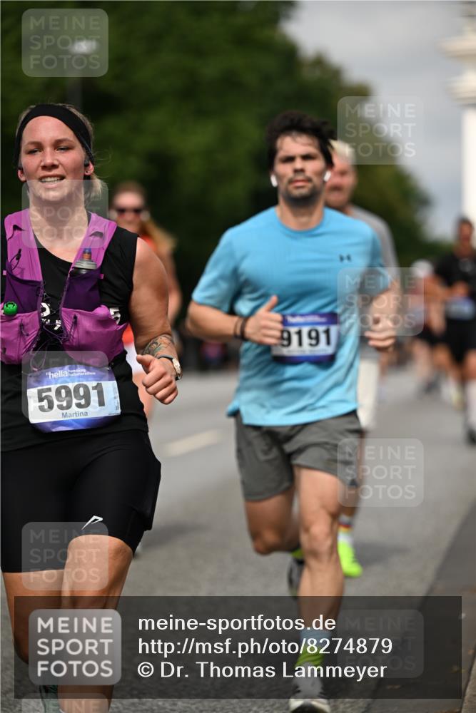 29.06.2025 - hella hamburg halbmarathon Dr. Thomas Lammeyer http://msf.ph/oto/8274879 29.06.2025 10:15:31 Kennedybrücke 1166, 1531, 1866, 1992, 2661, 4227, 5254, 5379, 5990, 5991, 7571, 8368, 9169, 9191, 10042, 10372, 10428, 11321 meine-sportfotos.de