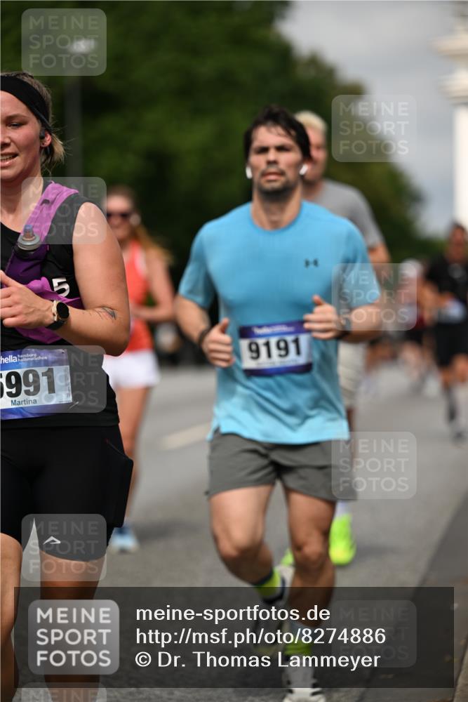 29.06.2025 - hella hamburg halbmarathon Dr. Thomas Lammeyer http://msf.ph/oto/8274886 29.06.2025 10:15:31 Kennedybrücke 1166, 1531, 1866, 1992, 2661, 4227, 5254, 5379, 5990, 5991, 7571, 8368, 9169, 9191, 10042, 10372, 10428, 11321 meine-sportfotos.de