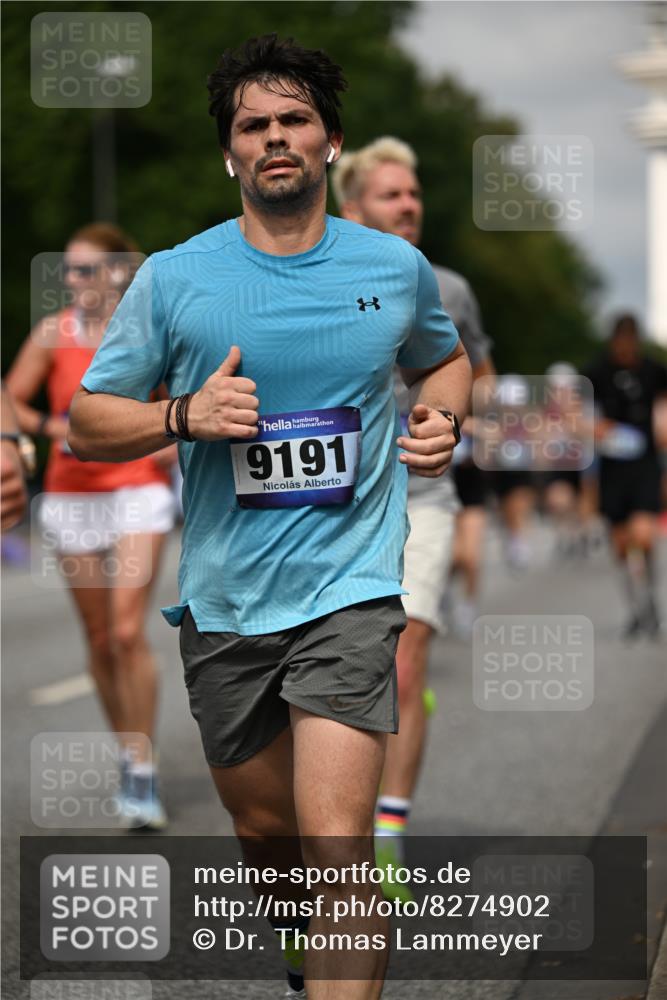 29.06.2025 - hella hamburg halbmarathon Dr. Thomas Lammeyer http://msf.ph/oto/8274902 29.06.2025 10:15:31 Kennedybrücke 1166, 1531, 1866, 1992, 2661, 4227, 5254, 5379, 5990, 5991, 7571, 8368, 9169, 9191, 10042, 10372, 10428, 11321 meine-sportfotos.de