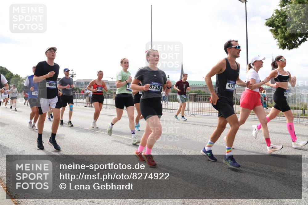 29.06.2025 - hella hamburg halbmarathon Lena Gebhardt http://msf.ph/oto/8274922 29.06.2025 10:20:13 Lombardsbrücke 115, 23, 10550, 9196, 8738, 4737, 1046, 1069, 1110, 1115, 1154, 1474, 2064, 2405, 2478, 2918, 3278, 3434, 3842, 4154, 4166, 4539, 4585, 4614, 4737, 4739, 5397, 5556, 5659, 5811, 5812, 5831, 5937, 6872, 6874, 6951, 7018, 7101, 7131, 7137, 7248, 7519, 7739, 7744, 7808, 7917, 8025, 8146, 8387, 8427, 8462, 8588, 8738, 9136, 9196, 9722, 9735, 9873, 10041, 10349, 10414, 10550, 10594, 10595, 10613, 10622, 10647, 10701, 10754, 11028, 11036, 11603, 11835 meine-sportfotos.de