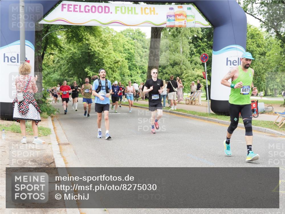 29.06.2025 - hella hamburg halbmarathon MichiJ http://msf.ph/oto/8275030 29.06.2025 10:56:42 Zwischen KM18-KM19 1745, 1766, 1830, 2359, 6664, 6871, 10297, 12457, 13237, 15772, 18343 meine-sportfotos.de