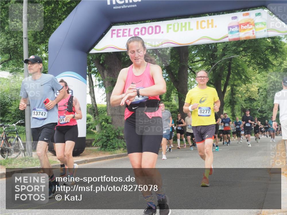 29.06.2025 - hella hamburg halbmarathon KatJ http://msf.ph/oto/8275078 29.06.2025 11:18:59 Zwischen KM18-KM19 1821, 2022, 3022, 3670, 3717, 4372, 5075, 5604, 7497, 7975, 8170, 8277 meine-sportfotos.de