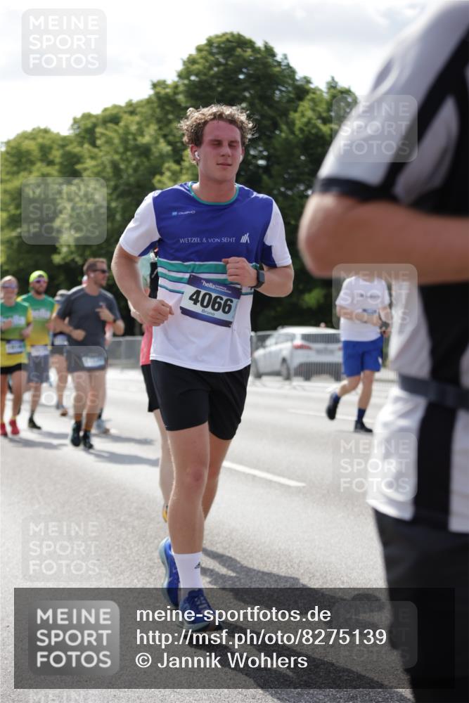 29.06.2025 - hella hamburg halbmarathon Jannik Wohlers http://msf.ph/oto/8275139 29.06.2025 10:02:06 Lombardsbrücke 1128, 1254, 1702, 1733, 2142, 2685, 2712, 2819, 3225, 3780, 3976, 4066, 6295, 6708, 6860, 7049, 7323, 7869, 7888, 8003, 8662, 8749, 9020, 9021, 9131, 9554, 9986, 10295, 10539, 10866, 11191, 11670, 11702, 11782, 12978, 13488, 13491, 13868, 13932, 14732, 14838, 15008, 15291, 16067, 17077, 17533, 17836, 17931, 17939, 18128, 18240, 18624, 19117, 19146, 19165, 19173, 19176 meine-sportfotos.de