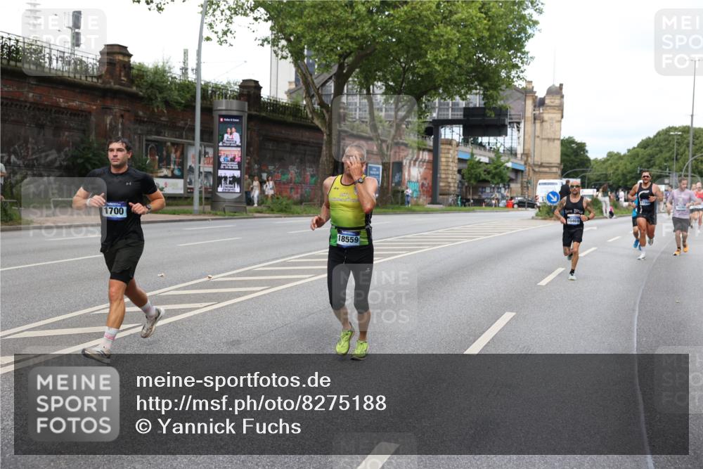 29.06.2025 - hella hamburg halbmarathon Yannick Fuchs http://msf.ph/oto/8275188 29.06.2025 10:37:14 20KM 1353, 1675, 1700, 1735, 2233, 4235, 5011, 5124, 5436, 5477, 7035, 7448, 7734, 7765, 7865, 9364, 9371, 9534, 9833, 10216, 10469, 11907, 12839, 13446, 14226, 14447, 14560, 14813, 15095, 15175, 15255, 15297, 15301, 15328, 15535, 15851, 16295, 16333, 16660, 16677, 17000, 17177, 17733, 17911, 18004, 18275, 18304, 18559, 18632, 18659, 18680, 18987 meine-sportfotos.de