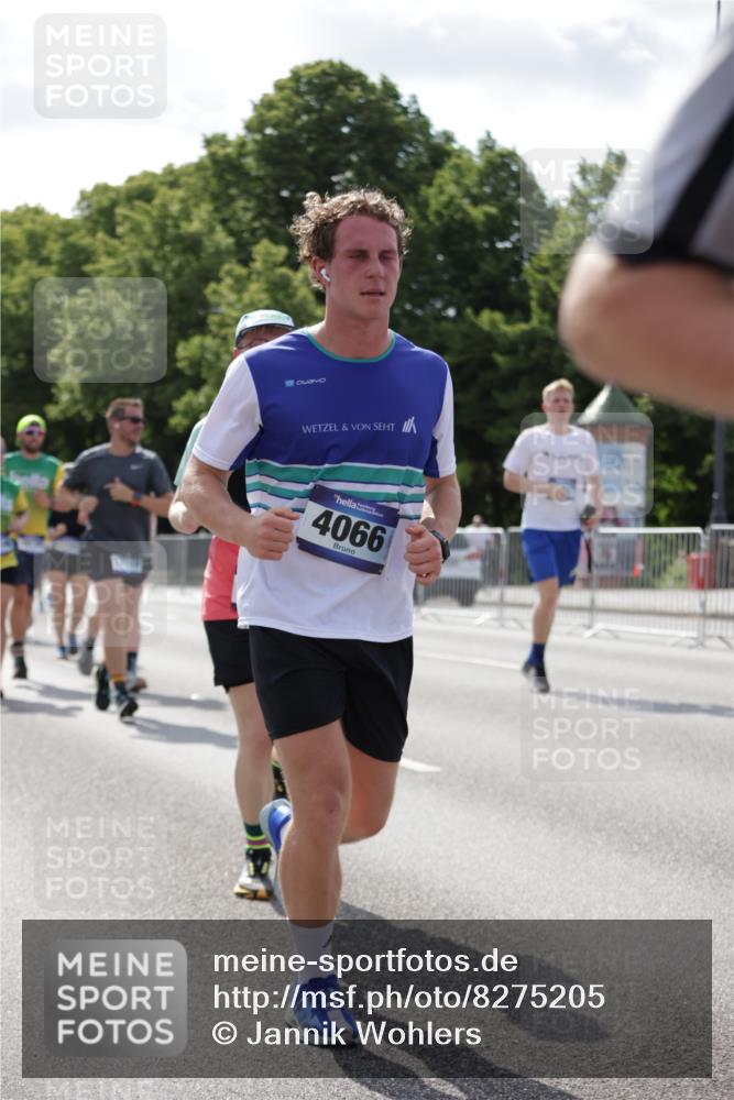 29.06.2025 - hella hamburg halbmarathon Jannik Wohlers http://msf.ph/oto/8275205 29.06.2025 10:02:06 Lombardsbrücke 1128, 1254, 1702, 1733, 2142, 2685, 2712, 2819, 3225, 3780, 3976, 4066, 6295, 6708, 6860, 7049, 7323, 7869, 7888, 8003, 8662, 8749, 9020, 9021, 9131, 9554, 9986, 10295, 10539, 10866, 11191, 11670, 11702, 11782, 12978, 13488, 13491, 13868, 13932, 14732, 14838, 15008, 15291, 16067, 17077, 17533, 17836, 17931, 17939, 18128, 18240, 18624, 19117, 19146, 19165, 19173, 19176 meine-sportfotos.de