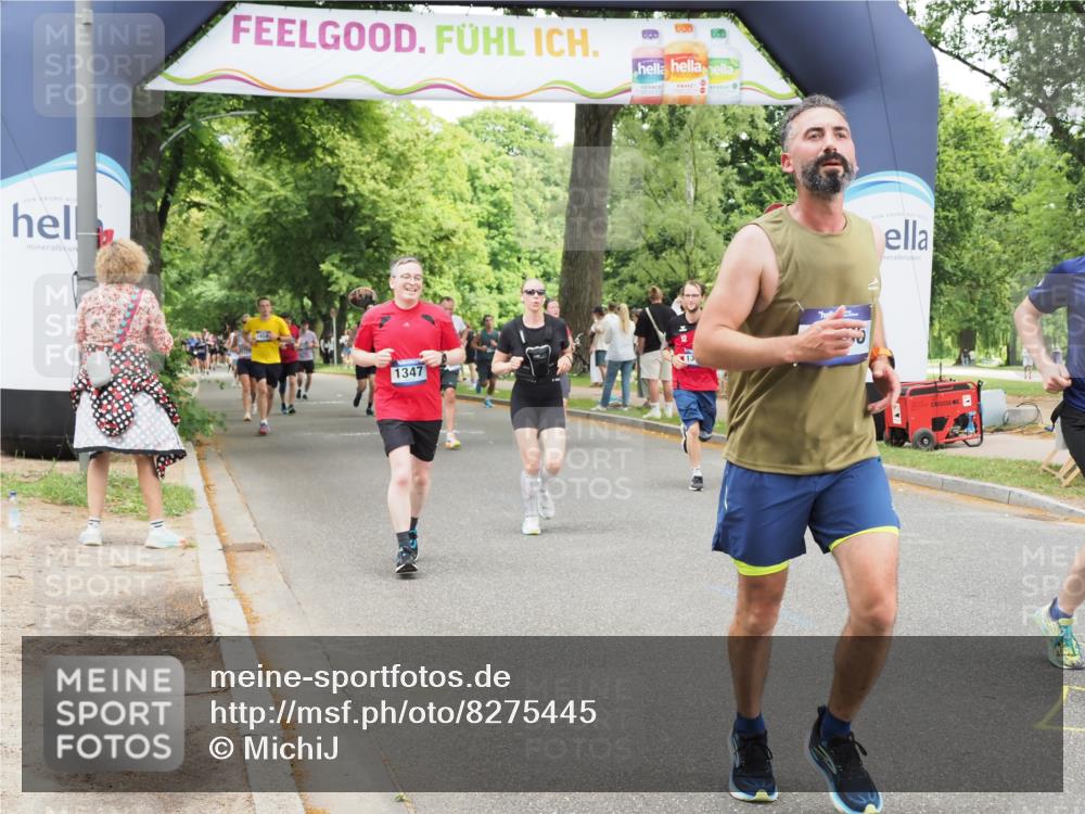 29.06.2025 - hella hamburg halbmarathon MichiJ http://msf.ph/oto/8275445 29.06.2025 10:56:47 Zwischen KM18-KM19 1347, 6871, 11595, 12658, 13237, 13818, 15037, 15038, 15772 meine-sportfotos.de