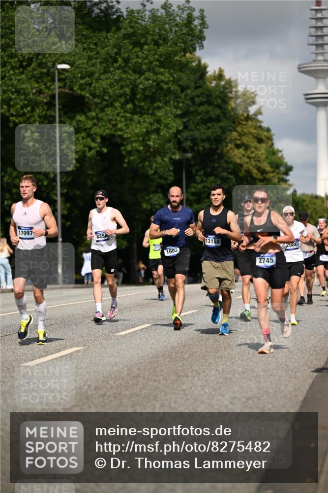 29.06.2025 - hella hamburg halbmarathon Dr. Thomas Lammeyer http://msf.ph/oto/8275482 29.06.2025 09:52:54 Kennedybrücke 1603, 2044, 2707, 2745, 2750, 2797, 2849, 2980, 3014, 3116, 3136, 4148, 4766, 5050, 5124, 5648, 6149, 6771, 7035, 7109, 7229, 8358, 8465, 9686, 9914, 10369, 11177 meine-sportfotos.de