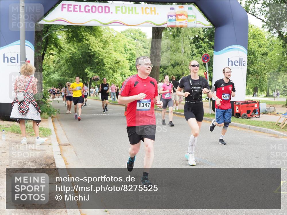 29.06.2025 - hella hamburg halbmarathon MichiJ http://msf.ph/oto/8275525 29.06.2025 10:56:48 Zwischen KM18-KM19 1347, 11542, 11595, 12658, 13237, 13818, 15037, 15038, 15772 meine-sportfotos.de