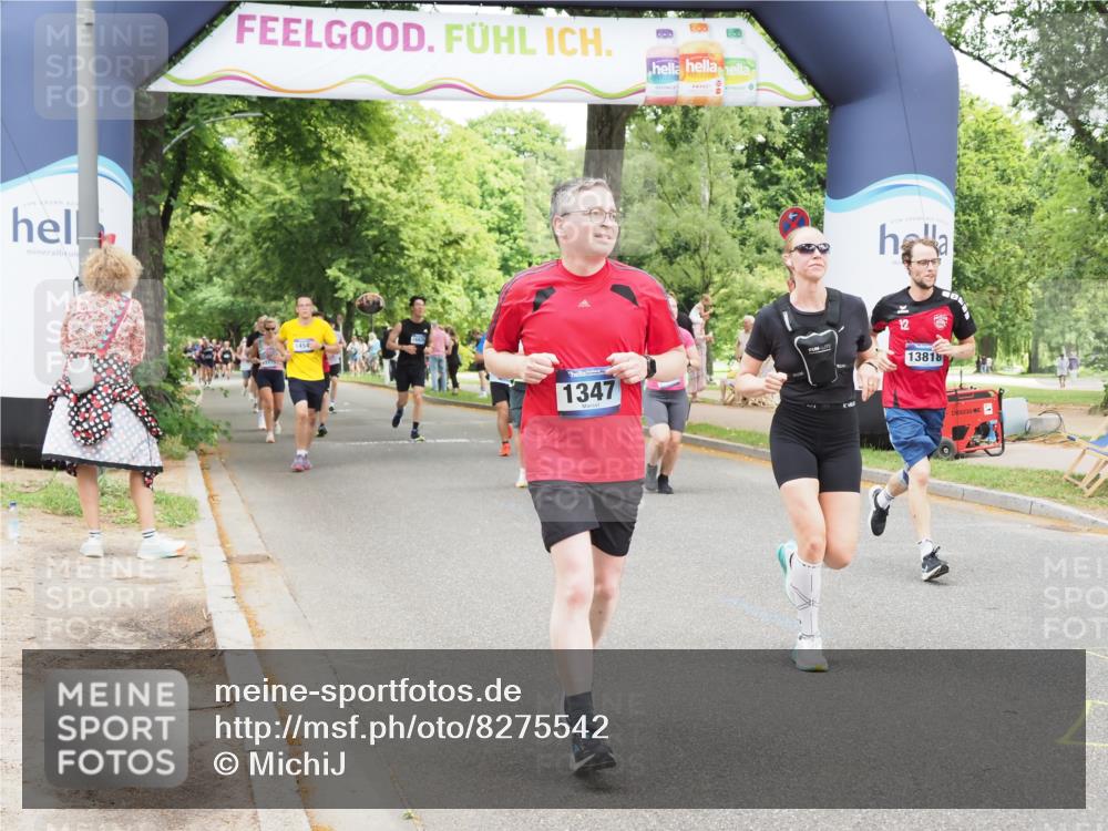 29.06.2025 - hella hamburg halbmarathon MichiJ http://msf.ph/oto/8275542 29.06.2025 10:56:48 Zwischen KM18-KM19 1347, 11542, 11595, 12658, 13237, 13818, 15037, 15038, 15772 meine-sportfotos.de