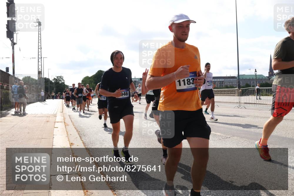 29.06.2025 - hella hamburg halbmarathon Lena Gebhardt http://msf.ph/oto/8275641 29.06.2025 09:57:47 Lombardsbrücke 8176, 946, 1183, 16320, 1030, 1086, 1094, 1193, 1258, 1320, 1321, 1335, 1422, 1563, 1870, 2119, 2138, 2252, 2397, 2444, 2448, 2488, 2612, 2855, 2946, 3048, 3058, 3091, 3096, 3103, 3114, 3251, 3698, 3999, 4261, 4299, 4379, 4558, 4986, 5018, 5024, 5032, 5305, 5633, 5672, 5775, 5820, 5907, 6125, 6355, 6356, 6374, 6569, 6580, 6585, 6628, 6754, 6762, 6776, 6795, 6942, 7065, 7134, 7221, 7397, 7478, 7594, 7646, 7742, 7930, 7932, 7952, 7973, 7976, 10191 meine-sportfotos.de