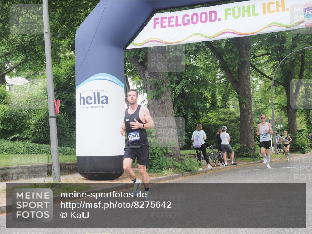 29.06.2025 - hella hamburg halbmarathon KatJ http://msf.ph/oto/8275642 29.06.2025 10:09:46 Zwischen KM18-KM19  meine-sportfotos.de