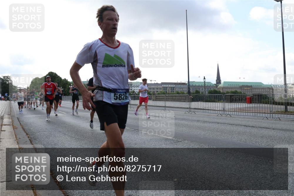 29.06.2025 - hella hamburg halbmarathon Lena Gebhardt http://msf.ph/oto/8275717 29.06.2025 09:45:21 Lombardsbrücke 14020, 5826, 57, 1758, 1827, 1990, 2689, 2746, 3043, 3201, 4050, 4129, 4679, 4698, 4749, 5070, 5269, 5328, 5367, 5746, 5826, 6358, 6619, 6781, 7272, 7389, 7481, 7651, 7723, 8209, 8883, 9137, 9381, 9571, 9634, 10017, 10156, 10171, 10486, 10848, 11169, 11413, 11857, 12049, 12234, 12595, 12691, 12900, 12988, 13618, 13838, 14028, 14140, 14164, 14289, 15672, 15883, 16157, 16377, 16508, 16713, 16818, 17428 meine-sportfotos.de