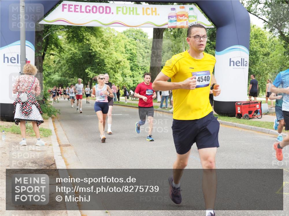 29.06.2025 - hella hamburg halbmarathon MichiJ http://msf.ph/oto/8275739 29.06.2025 10:56:52 Zwischen KM18-KM19 1347, 4904, 11542, 12658, 13475, 13818, 14540, 15037, 15038, 15663, 16255, 16826, 17806 meine-sportfotos.de