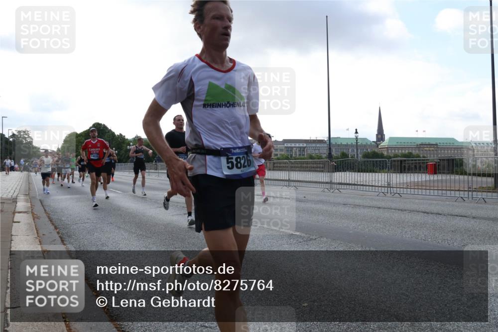 29.06.2025 - hella hamburg halbmarathon Lena Gebhardt http://msf.ph/oto/8275764 29.06.2025 09:45:21 Lombardsbrücke 14028, 2234, 5826, 57, 1758, 1827, 1990, 2689, 2746, 3043, 3201, 4050, 4129, 4679, 4698, 4749, 5070, 5269, 5328, 5367, 5746, 5826, 6358, 6619, 6781, 7272, 7389, 7481, 7651, 7723, 8209, 8883, 9137, 9381, 9571, 9634, 10017, 10156, 10171, 10486, 10848, 11169, 11413, 11857, 12049, 12234, 12595, 12691, 12900, 12988, 13618, 13838, 14028, 14140, 14164, 14289, 15672, 15883, 16157, 16377, 16508, 16713, 16818, 17428 meine-sportfotos.de