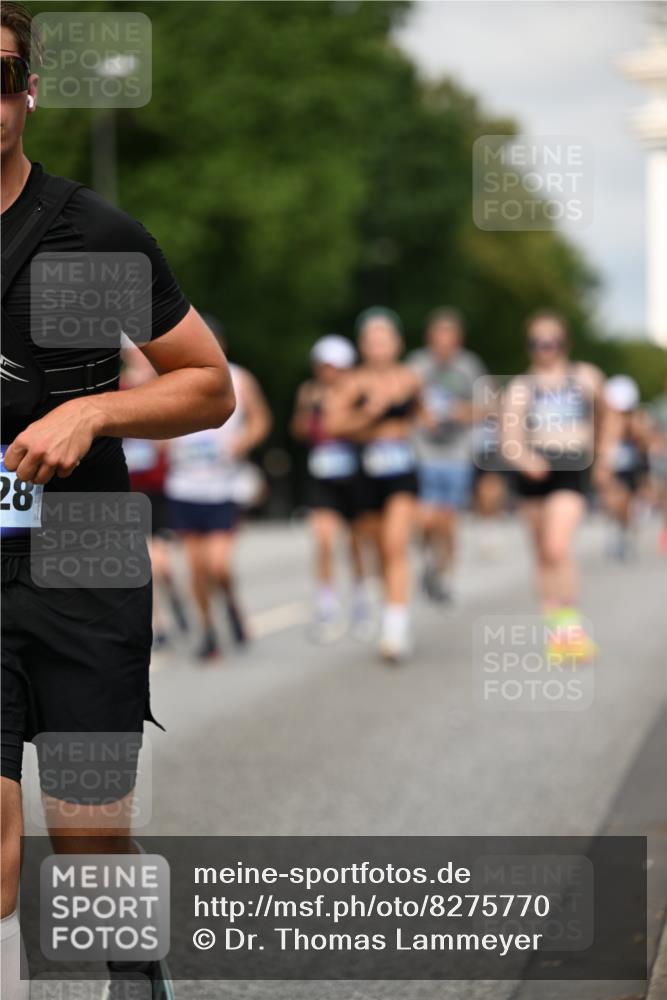 29.06.2025 - hella hamburg halbmarathon Dr. Thomas Lammeyer http://msf.ph/oto/8275770 29.06.2025 10:15:36 Kennedybrücke 1062, 1166, 1866, 1992, 2661, 4227, 5254, 5379, 5990, 5991, 7474, 7571, 8368, 9169, 9191, 10042, 10428, 11321 meine-sportfotos.de