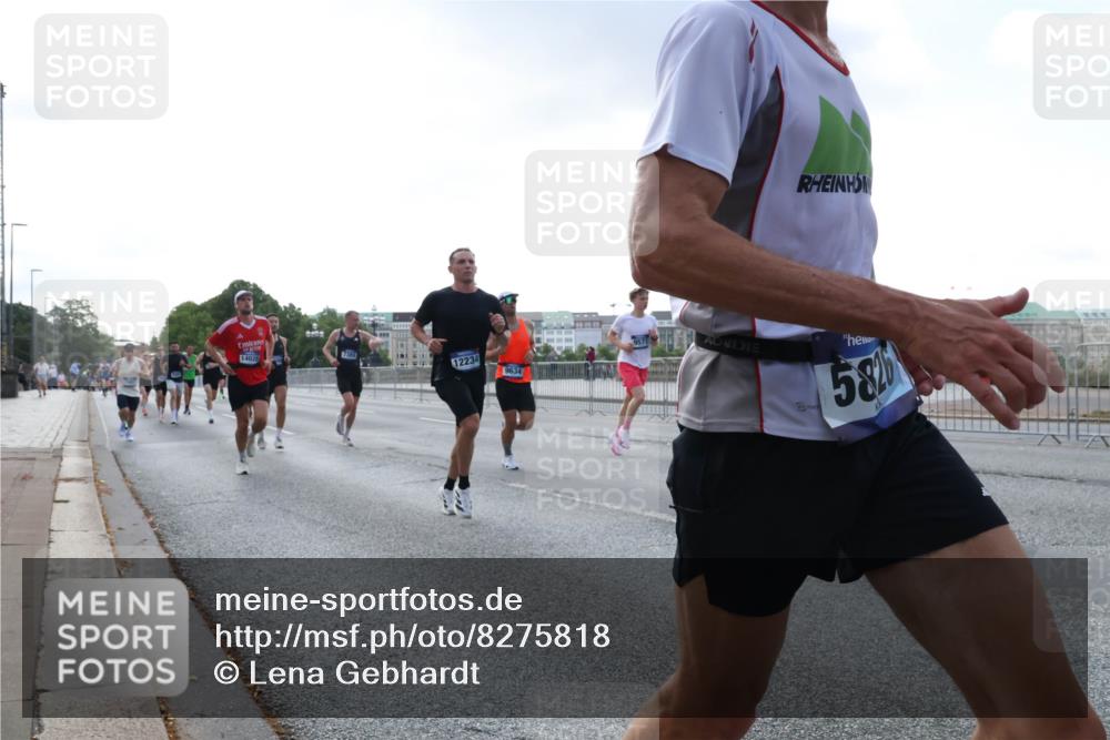 29.06.2025 - hella hamburg halbmarathon Lena Gebhardt http://msf.ph/oto/8275818 29.06.2025 09:45:21 Lombardsbrücke 1402, 7369, 12234, 9634, 9571, 58, 57, 1758, 1827, 1990, 2689, 2746, 3043, 3201, 4050, 4129, 4679, 4698, 4749, 5070, 5269, 5328, 5367, 5746, 5826, 6358, 6619, 6781, 7272, 7389, 7481, 7651, 7723, 8209, 8883, 9137, 9381, 9571, 9634, 10017, 10156, 10171, 10486, 10848, 11169, 11413, 11857, 12049, 12234, 12595, 12691, 12900, 12988, 13618, 13838, 14028, 14140, 14164, 14289, 15672, 15883, 16157, 16377, 16508, 16713, 16818, 17428 meine-sportfotos.de