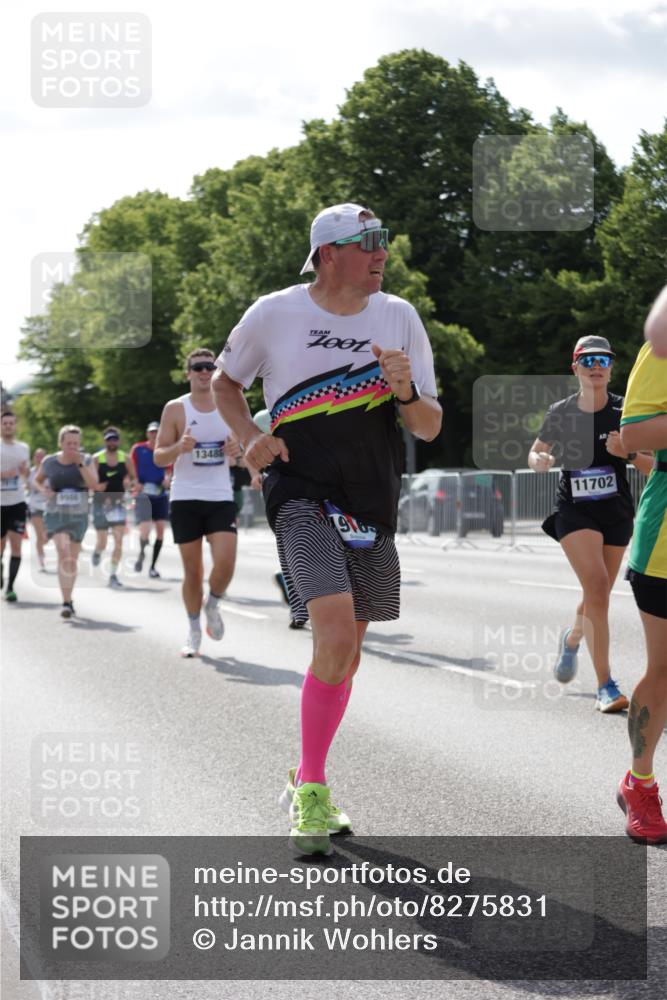 29.06.2025 - hella hamburg halbmarathon Jannik Wohlers http://msf.ph/oto/8275831 29.06.2025 10:02:10 Lombardsbrücke 1128, 1254, 1702, 1733, 2685, 2712, 2819, 3225, 3780, 3976, 4066, 6708, 6860, 7049, 7323, 7869, 7888, 8003, 8364, 8624, 8662, 8749, 9131, 9554, 9986, 10295, 10539, 11191, 11515, 11670, 11702, 11782, 12978, 13488, 13491, 13868, 13932, 14732, 14838, 15291, 15394, 15834, 15993, 16067, 17077, 17533, 17757, 17836, 17931, 17939, 18128, 18624, 19117, 19146, 19165, 19173, 19176 meine-sportfotos.de