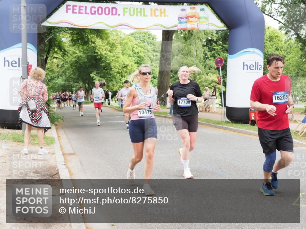 29.06.2025 - hella hamburg halbmarathon MichiJ http://msf.ph/oto/8275850 29.06.2025 10:56:54 Zwischen KM18-KM19 1347, 4904, 9338, 11542, 12658, 13475, 13818, 14540, 15037, 15663, 16255, 16826, 17708, 17806 meine-sportfotos.de