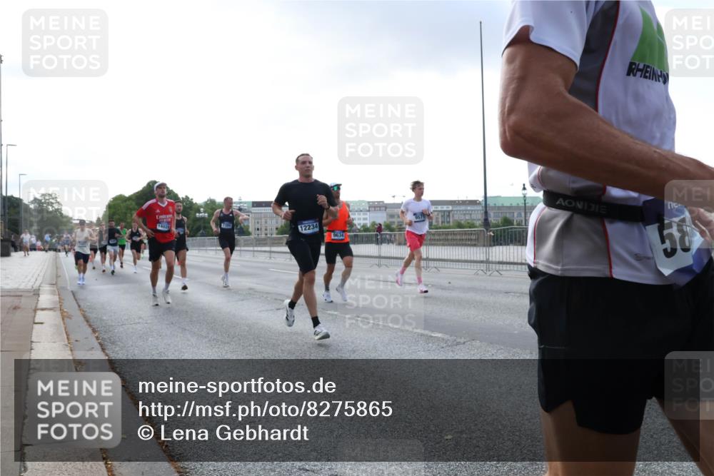 29.06.2025 - hella hamburg halbmarathon Lena Gebhardt http://msf.ph/oto/8275865 29.06.2025 09:45:21 Lombardsbrücke 1407, 7389, 12234, 9634, 9571, 58, 57, 1758, 1827, 1990, 2689, 2746, 3043, 3201, 4050, 4129, 4679, 4698, 4749, 5070, 5269, 5328, 5367, 5746, 5826, 6358, 6619, 6781, 7272, 7389, 7481, 7651, 7723, 8209, 8883, 9137, 9381, 9571, 9634, 10017, 10156, 10171, 10486, 10848, 11169, 11413, 11857, 12049, 12234, 12595, 12691, 12900, 12988, 13618, 13838, 14028, 14140, 14164, 14289, 15672, 15883, 16157, 16377, 16508, 16713, 16818, 17428 meine-sportfotos.de
