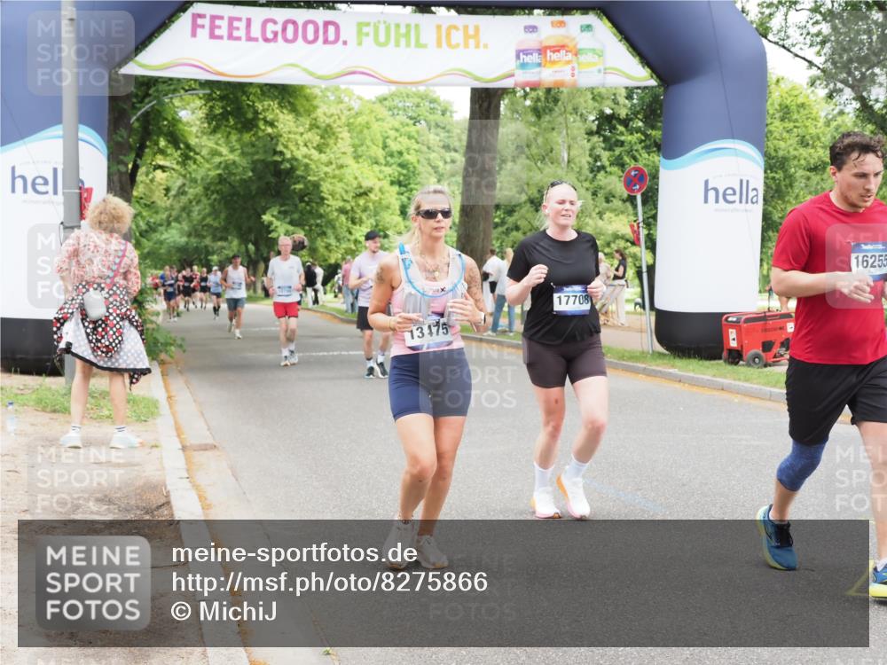 29.06.2025 - hella hamburg halbmarathon MichiJ http://msf.ph/oto/8275866 29.06.2025 10:56:54 Zwischen KM18-KM19 1347, 4904, 9338, 11542, 12658, 13475, 13818, 14540, 15037, 15663, 16255, 16826, 17708, 17806 meine-sportfotos.de