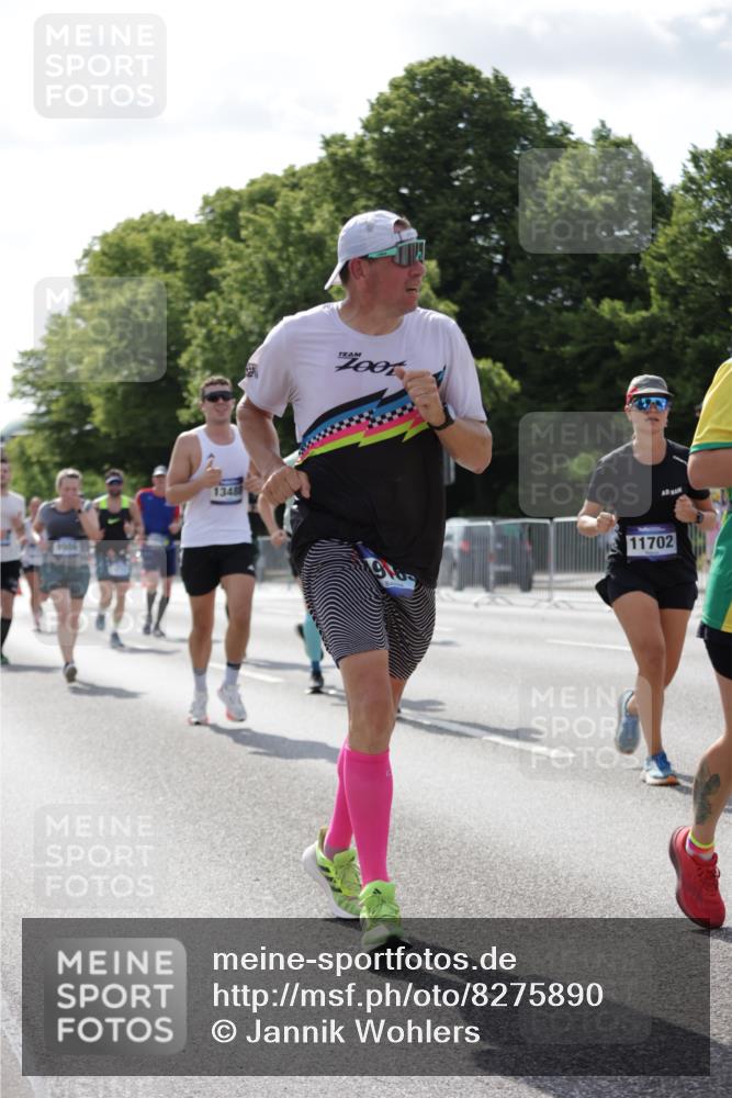 29.06.2025 - hella hamburg halbmarathon Jannik Wohlers http://msf.ph/oto/8275890 29.06.2025 10:02:10 Lombardsbrücke 1128, 1254, 1702, 1733, 2685, 2712, 2819, 3225, 3780, 3976, 4066, 6708, 6860, 7049, 7323, 7869, 7888, 8003, 8364, 8624, 8662, 8749, 9131, 9554, 9986, 10295, 10539, 11191, 11515, 11670, 11702, 11782, 12978, 13488, 13491, 13868, 13932, 14732, 14838, 15291, 15394, 15834, 15993, 16067, 17077, 17533, 17757, 17836, 17931, 17939, 18128, 18624, 19117, 19146, 19165, 19173, 19176 meine-sportfotos.de