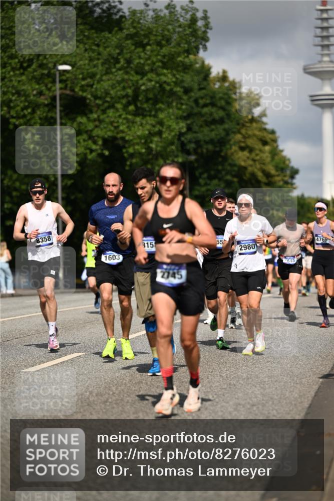 29.06.2025 - hella hamburg halbmarathon Dr. Thomas Lammeyer http://msf.ph/oto/8276023 29.06.2025 09:52:56 Kennedybrücke 1603, 2044, 2707, 2745, 2750, 2849, 2980, 3014, 3116, 3136, 4148, 4766, 5050, 5124, 5648, 6149, 6771, 7035, 7109, 7229, 8358, 8465, 9686, 9914, 10369, 11177 meine-sportfotos.de