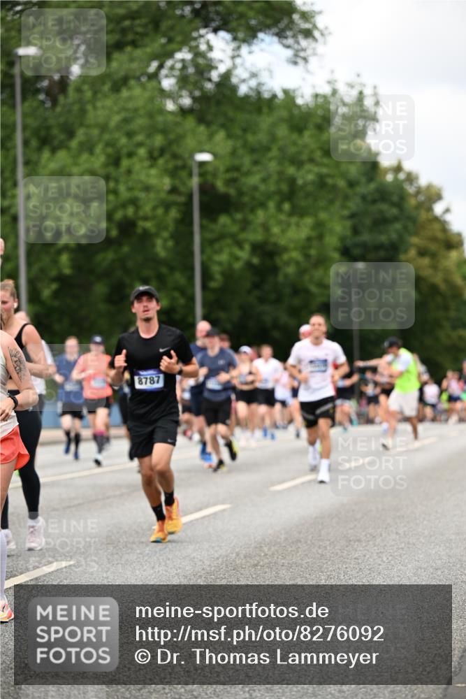 29.06.2025 - hella hamburg halbmarathon Dr. Thomas Lammeyer http://msf.ph/oto/8276092 29.06.2025 10:36:24 Kennedybrücke 1292, 1640, 1987, 2349, 2943, 3022, 3239, 3365, 3707, 3751, 3752, 3778, 4314, 4365, 4605, 4857, 4924, 5601, 5658, 5743, 5783, 5941, 6218, 6228, 6252, 6312, 6315, 7239, 7344, 7468, 7535, 7570, 7695, 8072, 8073, 8124, 8127, 8303, 8625, 9125, 9206, 9604, 10013, 10111, 10248, 10354, 10828, 10924, 11168, 11205, 11225, 11248, 11362 meine-sportfotos.de