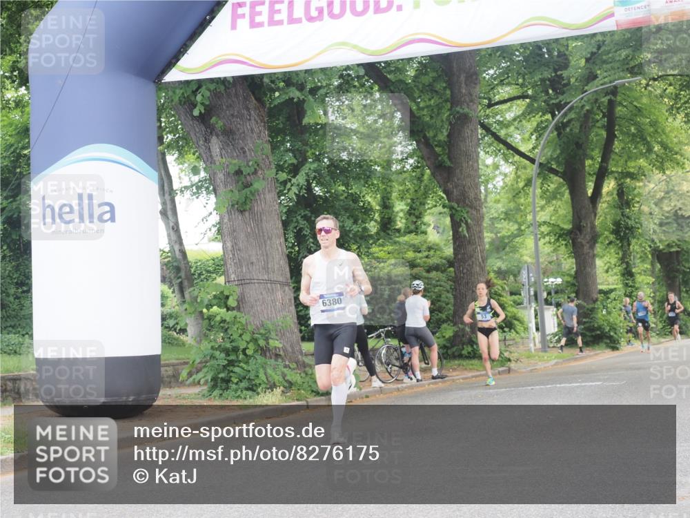 29.06.2025 - hella hamburg halbmarathon KatJ http://msf.ph/oto/8276175 29.06.2025 10:09:48 Zwischen KM18-KM19  meine-sportfotos.de
