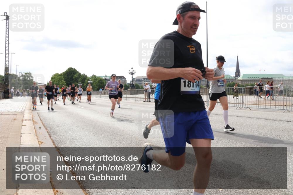 29.06.2025 - hella hamburg halbmarathon Lena Gebhardt http://msf.ph/oto/8276182 29.06.2025 10:20:18 Lombardsbrücke 14564, 18114, 15619, 1011, 1046, 1069, 1110, 1115, 1154, 1471, 1474, 2064, 2478, 3278, 3434, 3733, 3842, 4154, 4166, 4422, 4539, 4585, 4614, 4737, 4739, 5181, 5397, 5556, 5659, 5811, 5812, 5831, 5937, 6874, 6951, 7018, 7101, 7131, 7137, 7519, 7739, 7744, 7808, 8025, 8387, 8462, 8588, 8738, 9136, 9196, 9722, 9735, 9873, 10041, 10414, 10550, 10595, 10613, 10622, 10647, 10701, 10754, 11028, 11036, 11603, 11835 meine-sportfotos.de