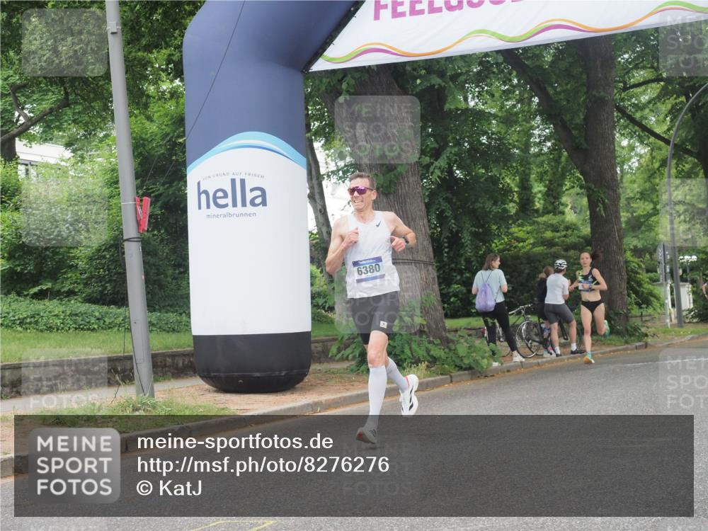 29.06.2025 - hella hamburg halbmarathon KatJ http://msf.ph/oto/8276276 29.06.2025 10:09:48 Zwischen KM18-KM19  meine-sportfotos.de