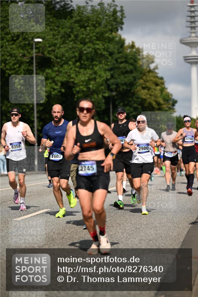 29.06.2025 - hella hamburg halbmarathon Dr. Thomas Lammeyer http://msf.ph/oto/8276340 29.06.2025 09:52:56 Kennedybrücke 1603, 2044, 2707, 2745, 2750, 2849, 2980, 3014, 3116, 3136, 4148, 4766, 5050, 5124, 5648, 6149, 6771, 7035, 7109, 7229, 8358, 8465, 9686, 9914, 10369, 11177 meine-sportfotos.de